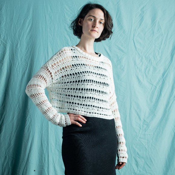 MOON&MADISON | White Loose Crochet Cropped Sweater - Picture 1 of 4